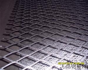 不锈钢钢板网GW4.0x22x60mm－０２